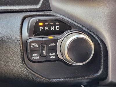 2019 RAM 1500 Big Horn/Lone Star Crew Cab 4x4 5'7" Box