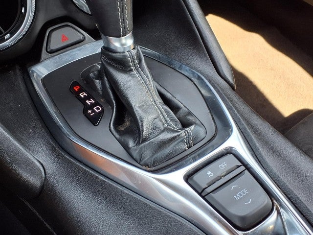 2022 Chevrolet Camaro 1LS - Photo 13