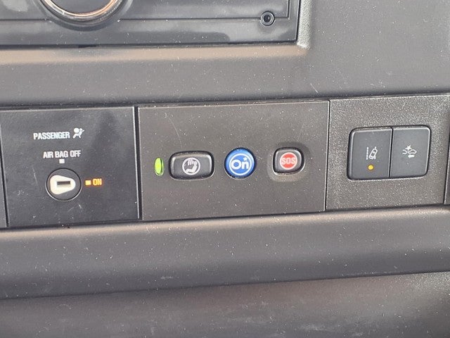 2025 Chevrolet Express Passenger 1LT