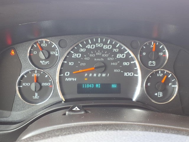2025 Chevrolet Express Passenger 1LT