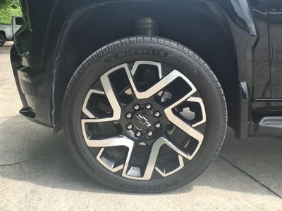 2024 Chevrolet Silverado EV RST