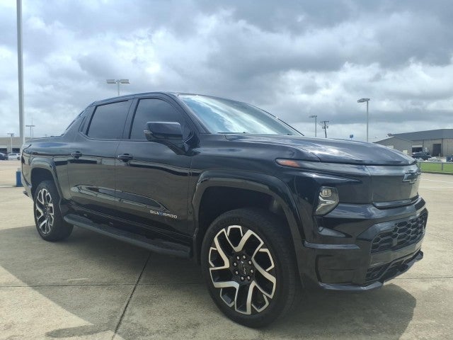 2024 Chevrolet Silverado EV RST
