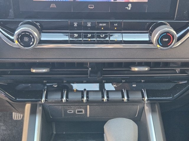 2026 Chevrolet Colorado Work Truck - Photo 13