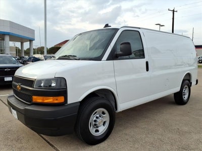 2025 Chevrolet Express Cargo 3500 WT