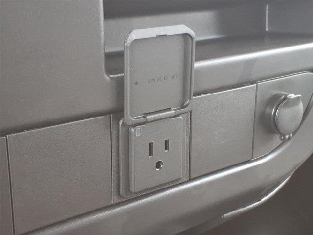 2025 Chevrolet Express Cargo 3500 WT