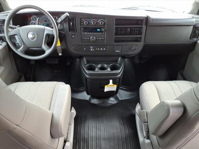 2025 Chevrolet Express Cargo 3500 WT