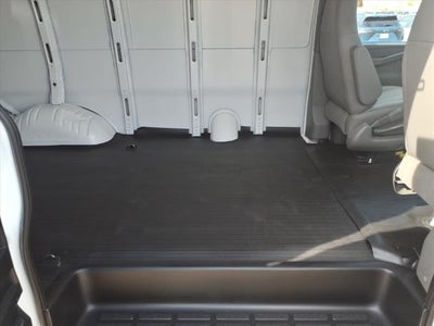 2025 Chevrolet Express Cargo 3500 WT