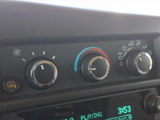 2025 Chevrolet Express Cargo 3500 WT