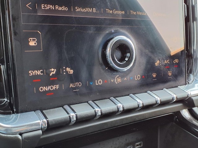 2025 GMC Yukon Elevation