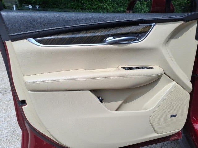 2017 Cadillac XT5 FWD