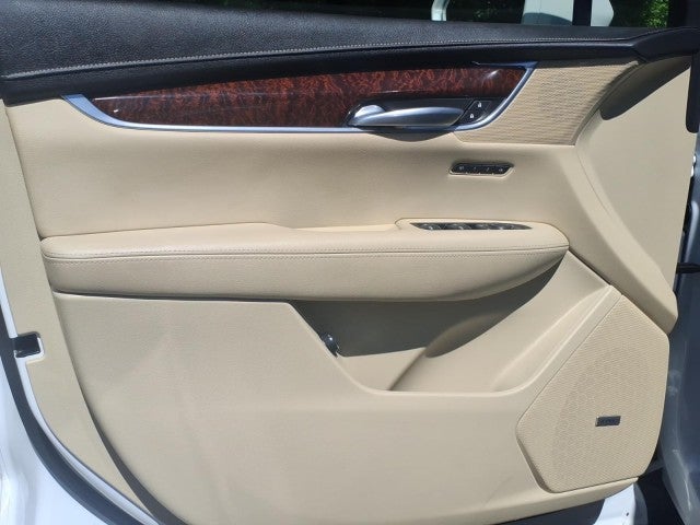 2018 Cadillac XT5 Luxury FWD