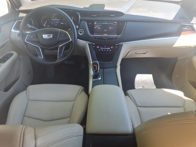 2018 Cadillac XT5 Luxury FWD