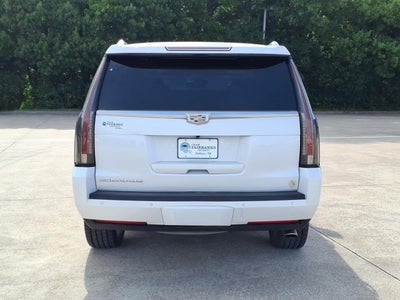 2016 Cadillac Escalade Luxury Collection