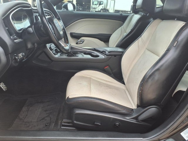 2015 Dodge Challenger SXT Plus