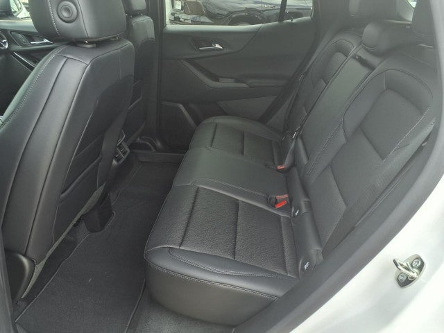 2027 Chevrolet Equinox LT - Photo 13