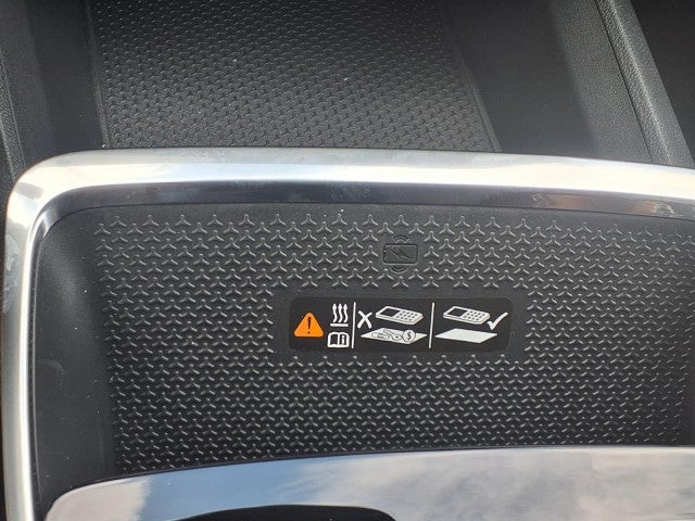 2027 Chevrolet Equinox LT - Photo 9