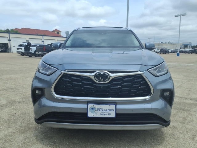 2023 Toyota Highlander Platinum
