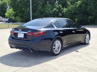 2021 INFINITI Q50 LUXE