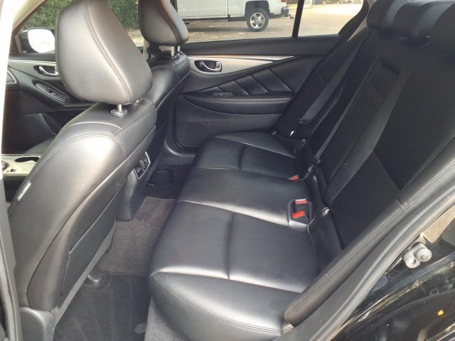 2021 INFINITI Q50 LUXE