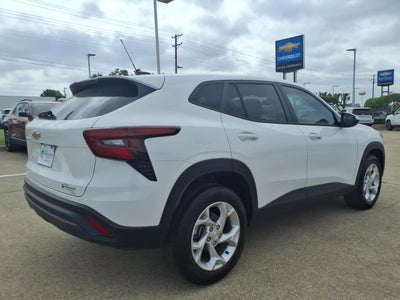 2026 Chevrolet Trax LS