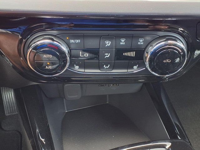 2026 Chevrolet Trax Activ - Photo 8